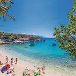 Beautiful In With Wifi Novi Vinodolski