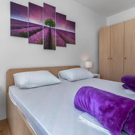 Apartment Gorgeous In